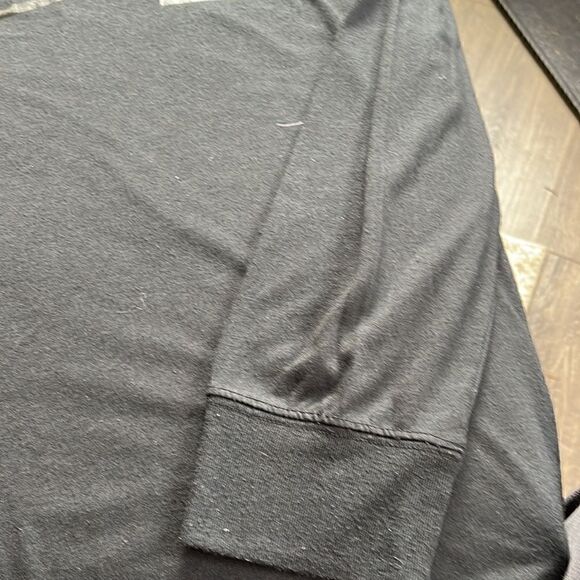 Nike dri-fit mens large long sleeved shirt, nice logo on front. - Picture 2 of 7